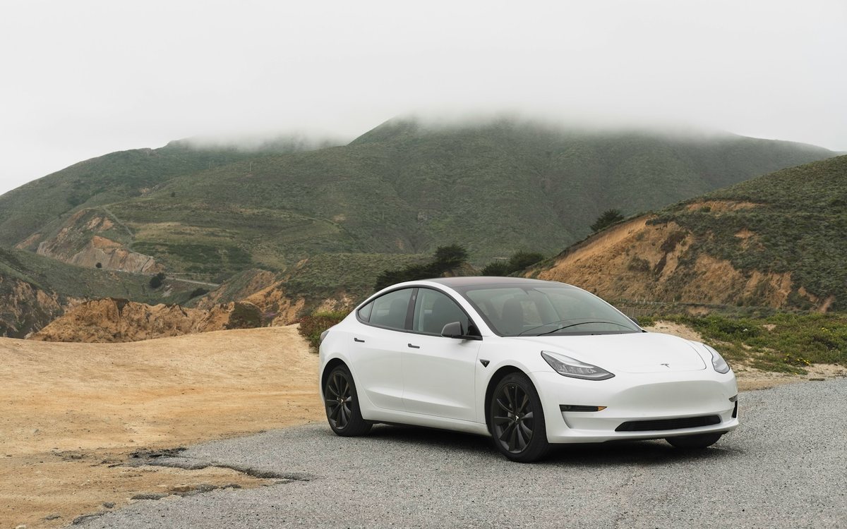 Tesla Arabamı Nasıl Satarım? Adım Adım Model Y Satış Rehberi